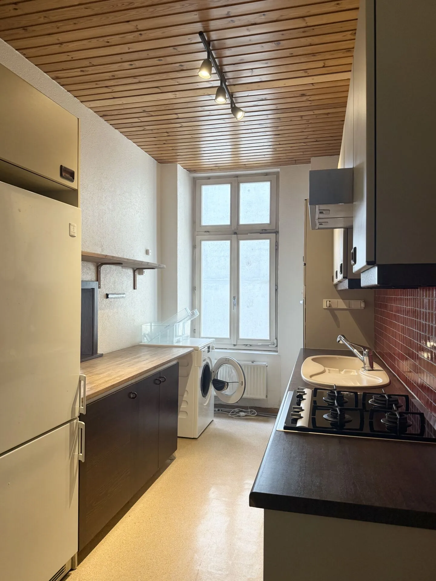 Duplex 5.5 camere al 1° e 2° piano nella migliore posizione a Gundeli! - Foto 5 di 12