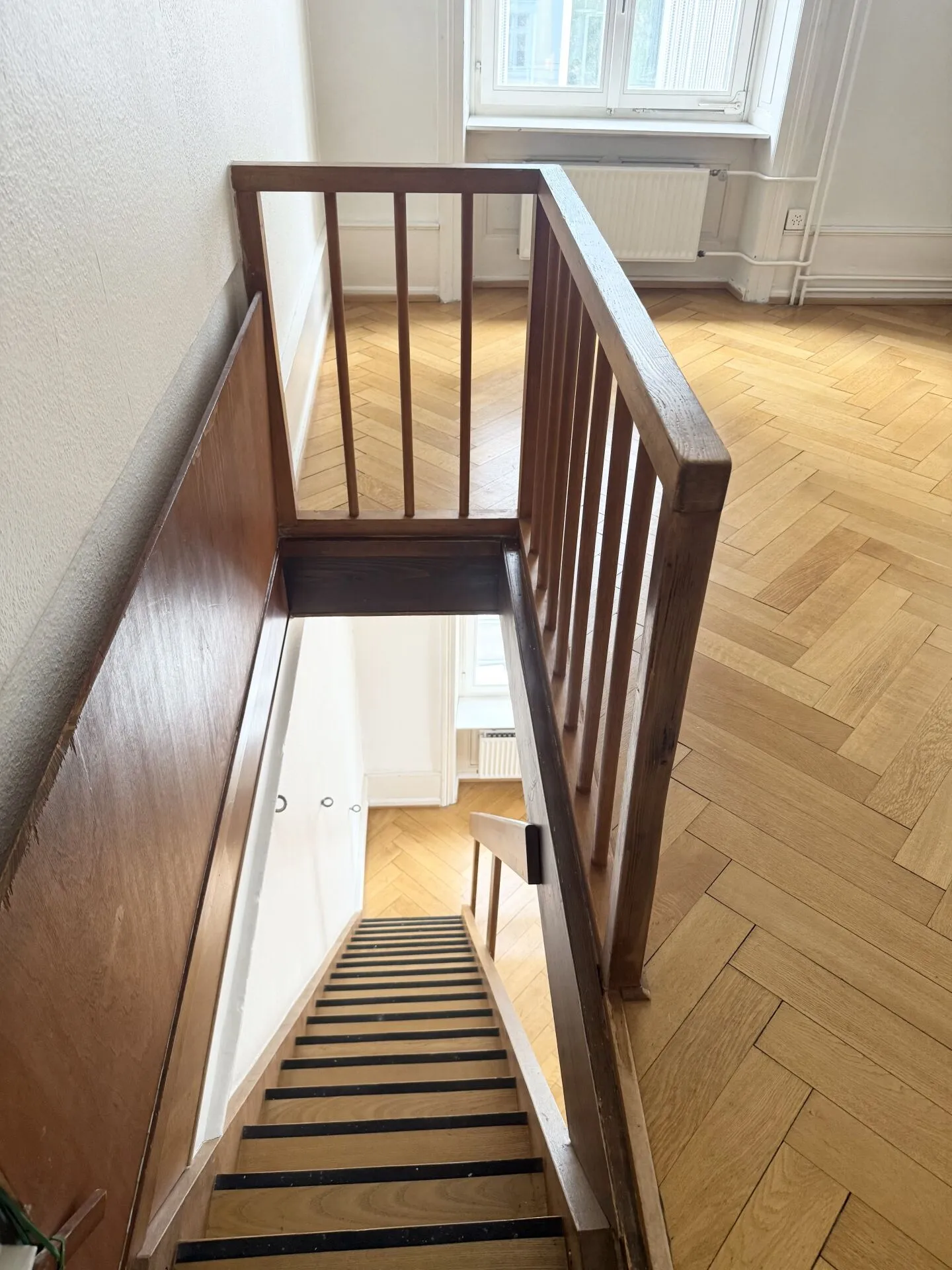 Duplex 5.5 camere al 1° e 2° piano nella migliore posizione a Gundeli! - Foto 6 di 12