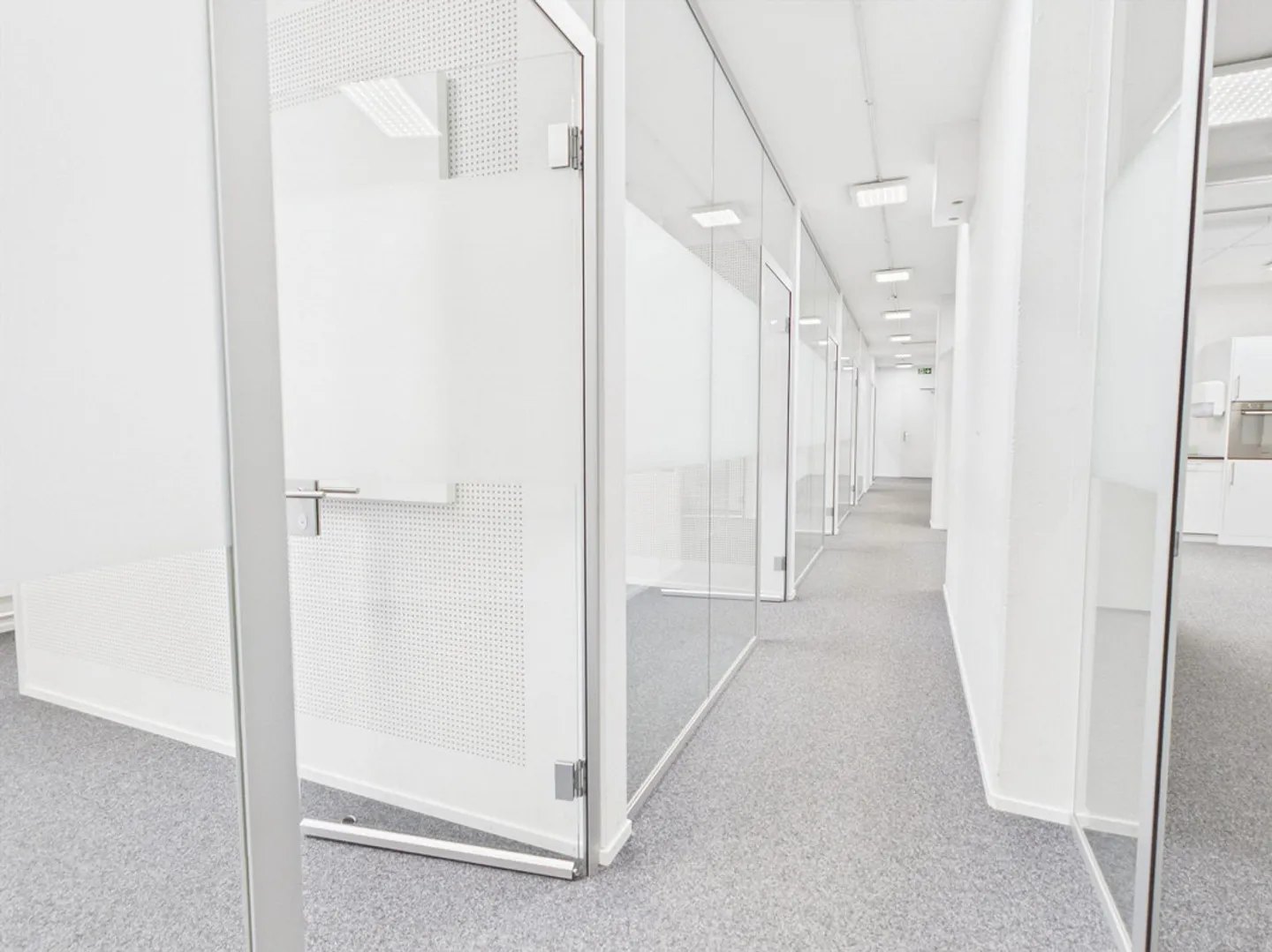 Exquisite office with versatile usage options in Aarwangen... - Photo 8 of 9