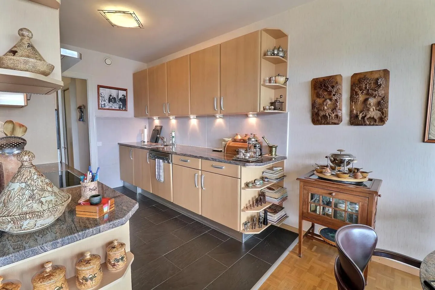 Superb apartment on a high floor with a pool in occupied life annuity without rent - Photo 7 of 15