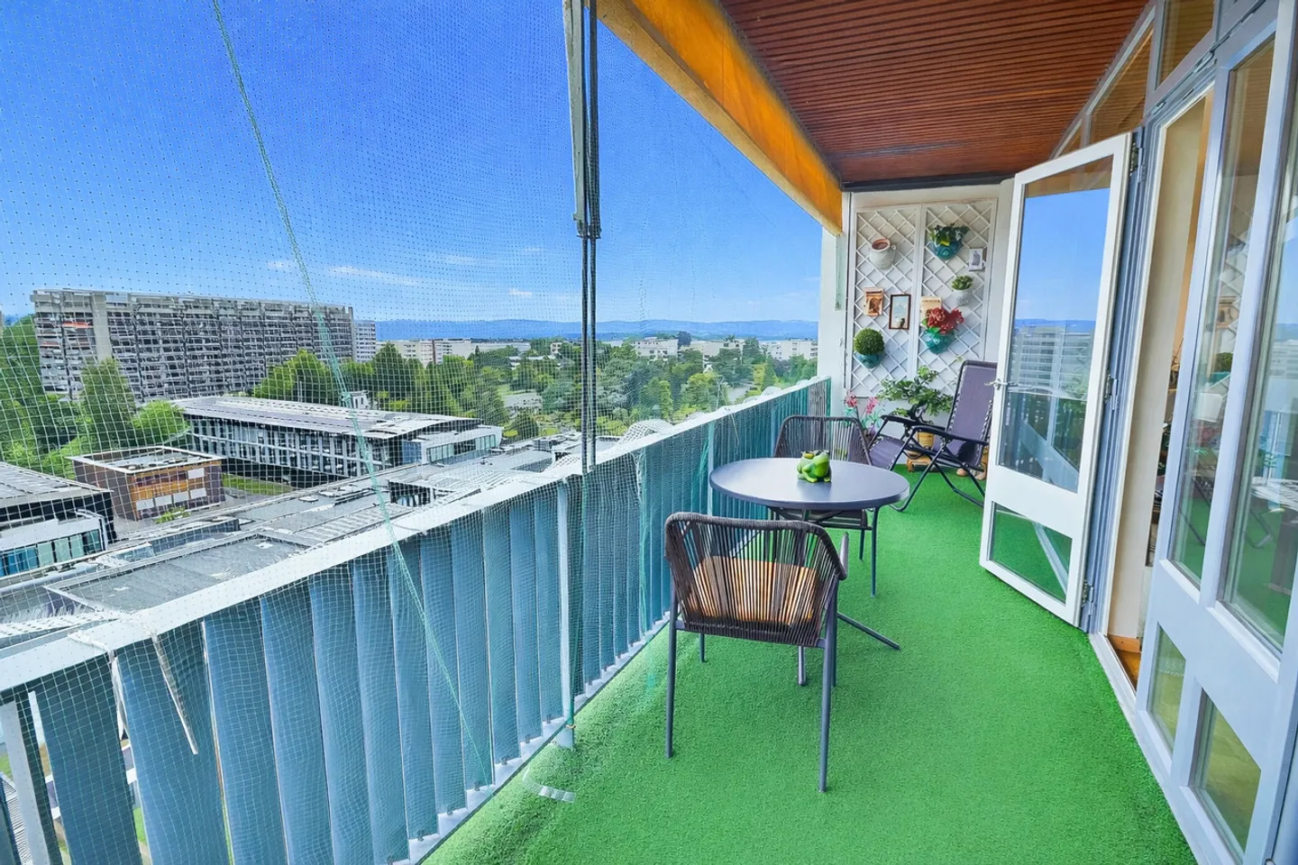 Superb apartment on a high floor with a pool in occupied life annuity without rent - Photo 5 of 15