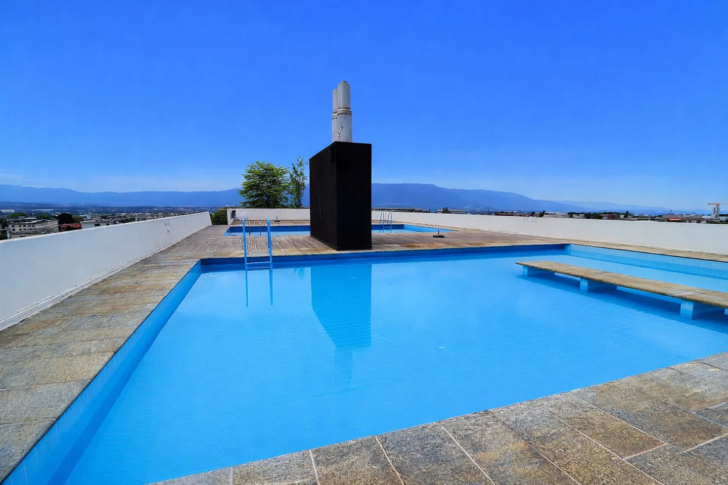 Superb apartment on a high floor with a pool in occupied life annuity without rent - Photo 13 of 15