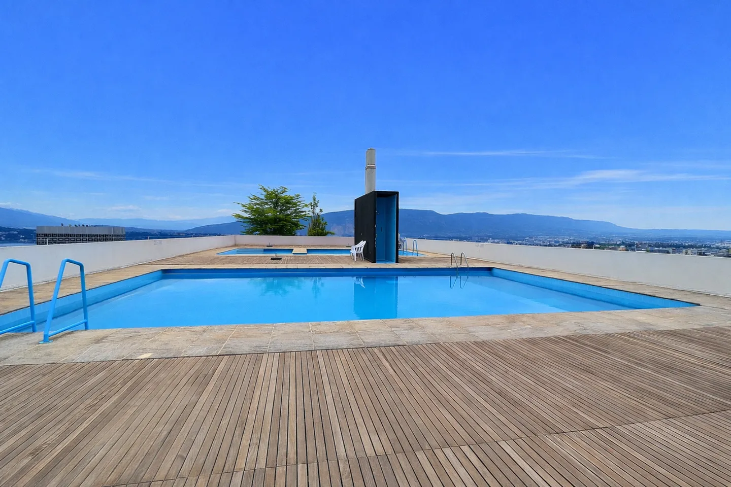 Superb apartment on a high floor with a pool in occupied life annuity without rent - Photo 14 of 15