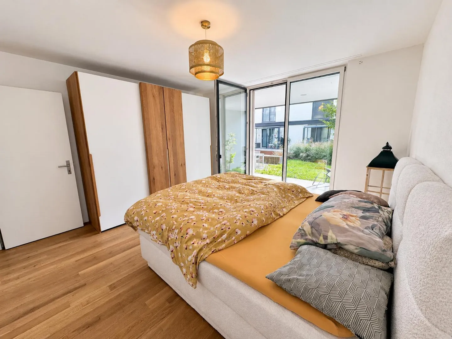 Moderno appartamento giardino di 4,5 stanze al piano terra a Reinach AG - Foto 9 di 16