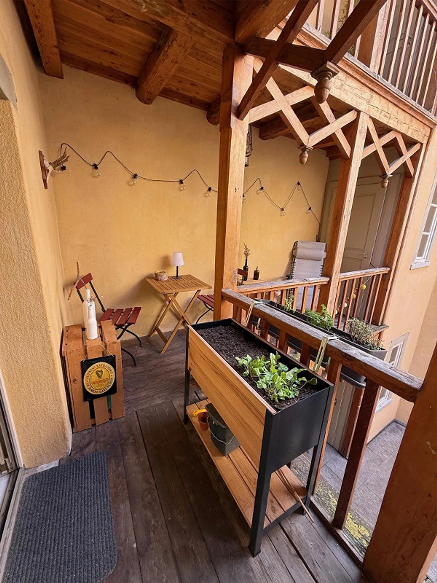 Bellissimo appartamento di 4,5 stanze in un edificio storico nella città vecchia di Chur - Foto 7 di 9