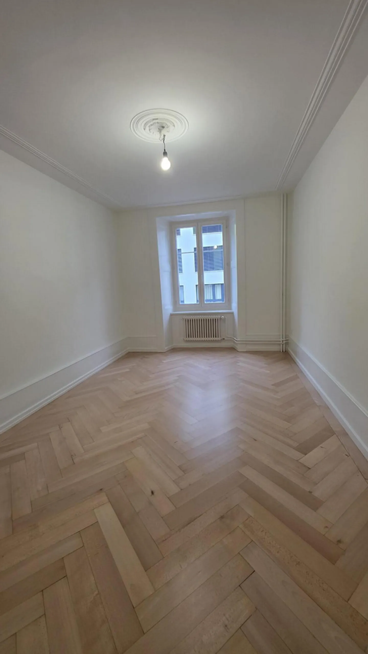 Beautiful 4-room apartment in the city center - Photo 9 of 10