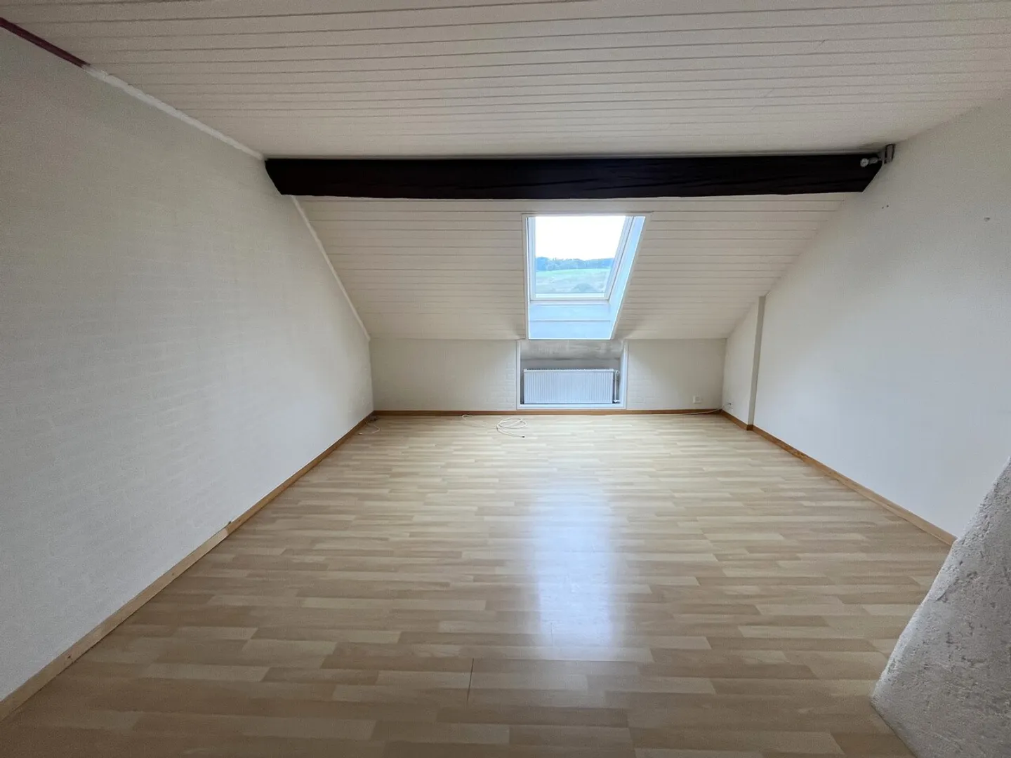 Joli 2.5 pièces avec balcon à La Chaux  - Photo 5 sur 10