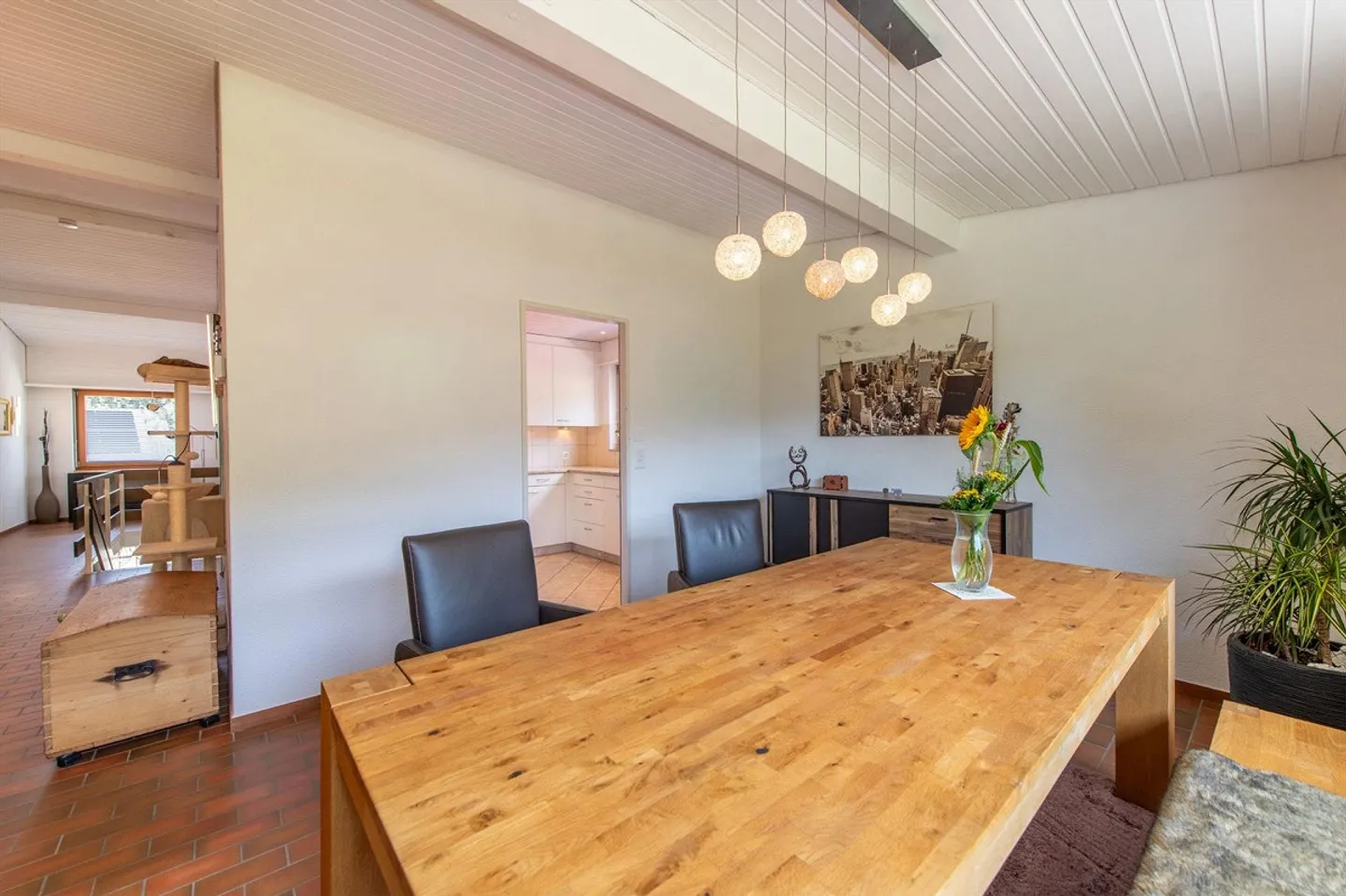 Vivere con potenziale: Casa esclusiva con estensione multifunzionale in una posizione da sogno - Foto 4 di 13