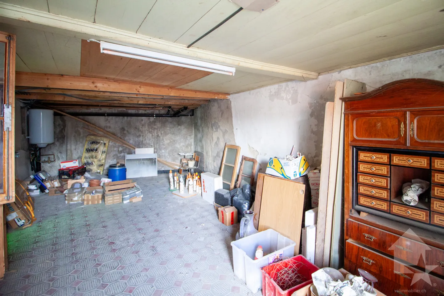 Ampia casa di villaggio di 350 m2 da ristrutturare nel centro di Varen - Foto 10 di 22