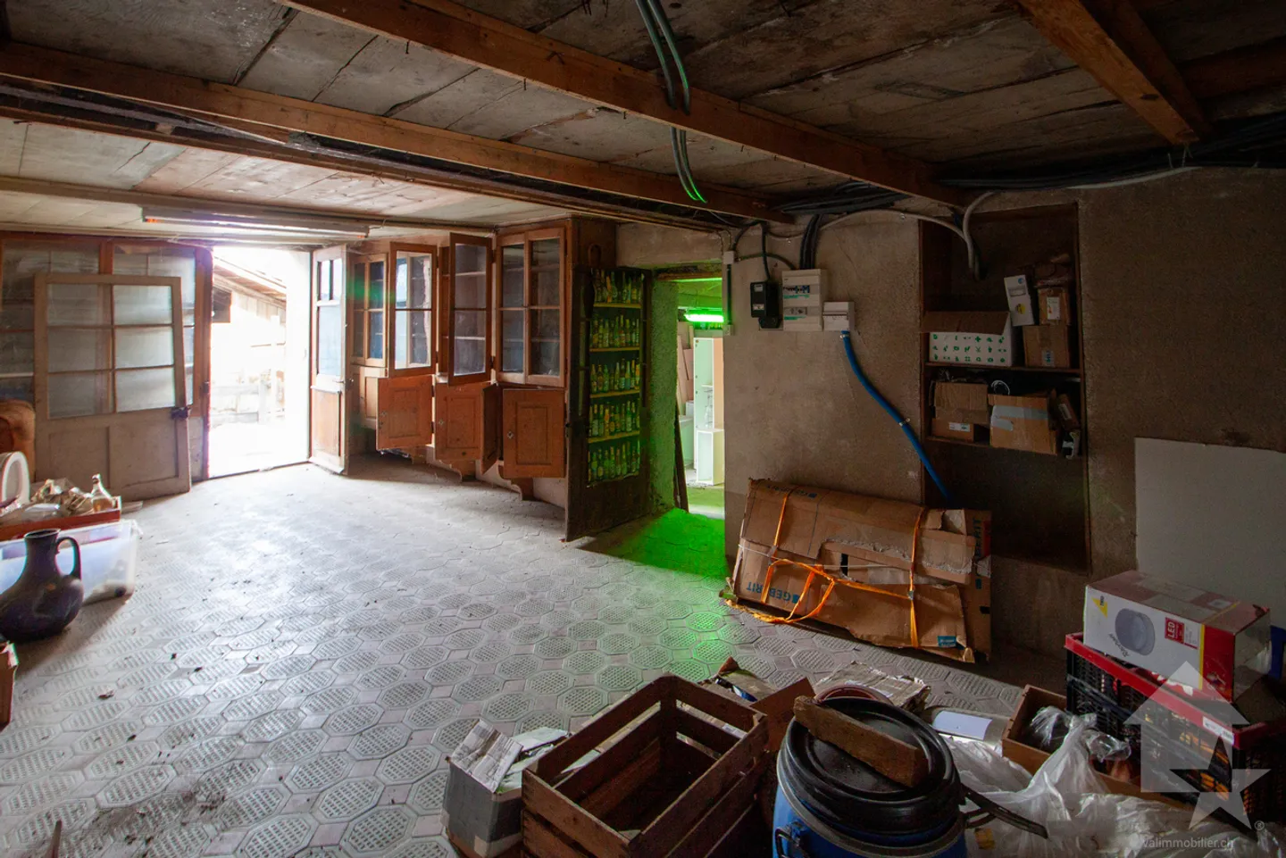Ampia casa di villaggio di 350 m2 da ristrutturare nel centro di Varen - Foto 11 di 22
