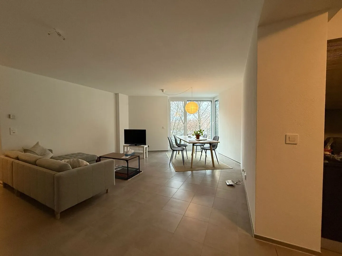 SION - BEAUTIFUL 3.5 ROOM APARTMENT WITH BALCONY - Photo 2 of 6