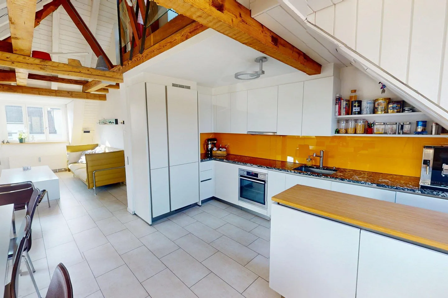 Luxury Apartment with Rooftop Terrace - Photo 6 of 11