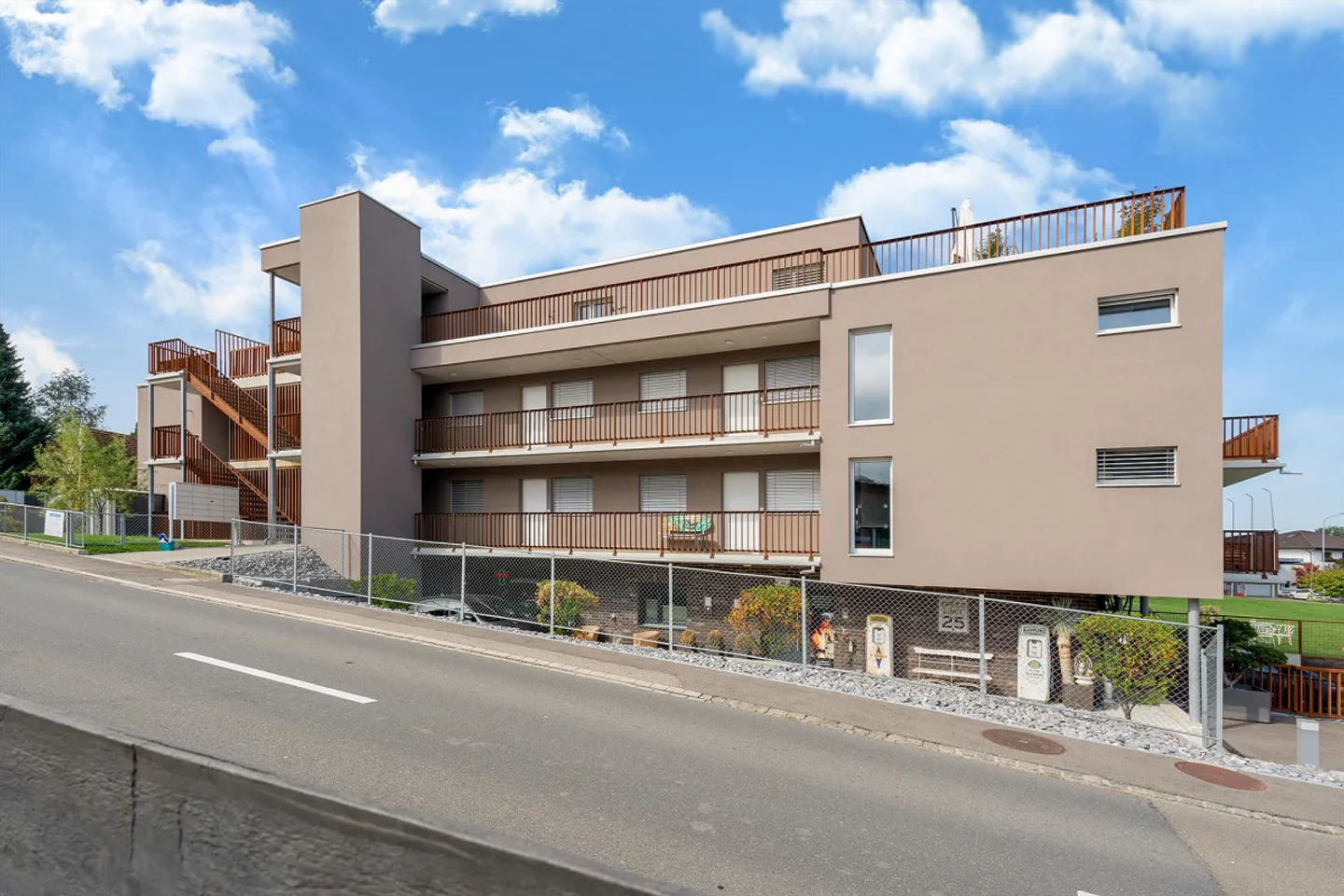 3.5 ZWG - Gartenwohnung mit Sitzplatz - Foto 3 von 18