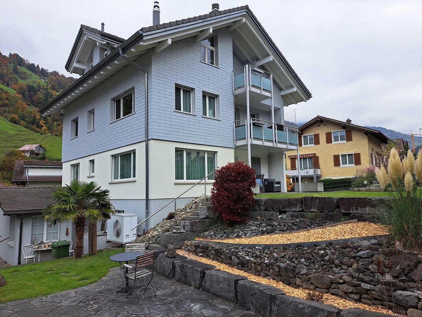 Casa bifamiliare in una posizione molto soleggiata - Foto 1 di 30