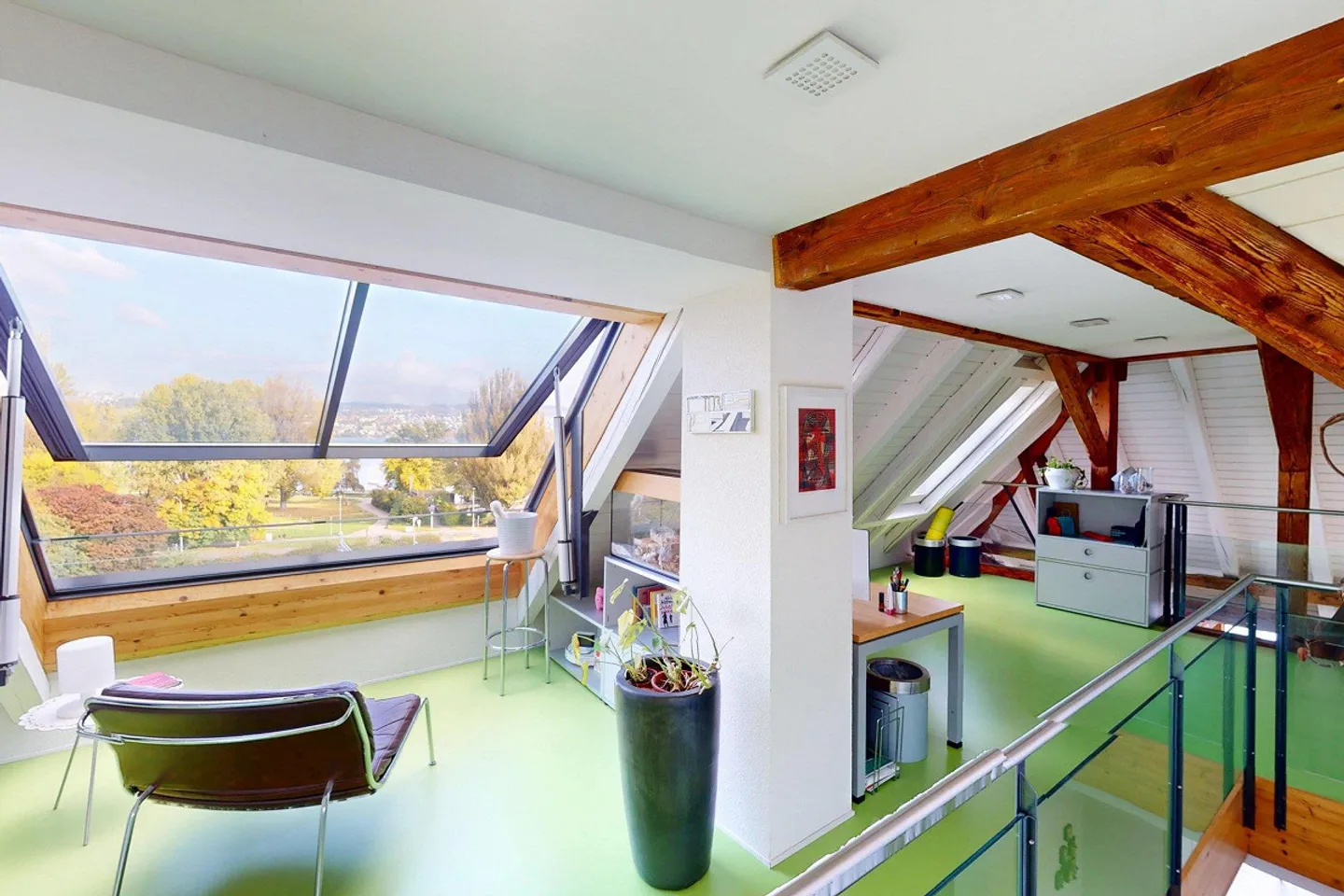 Luxury Apartment with Rooftop Terrace - Photo 8 of 11