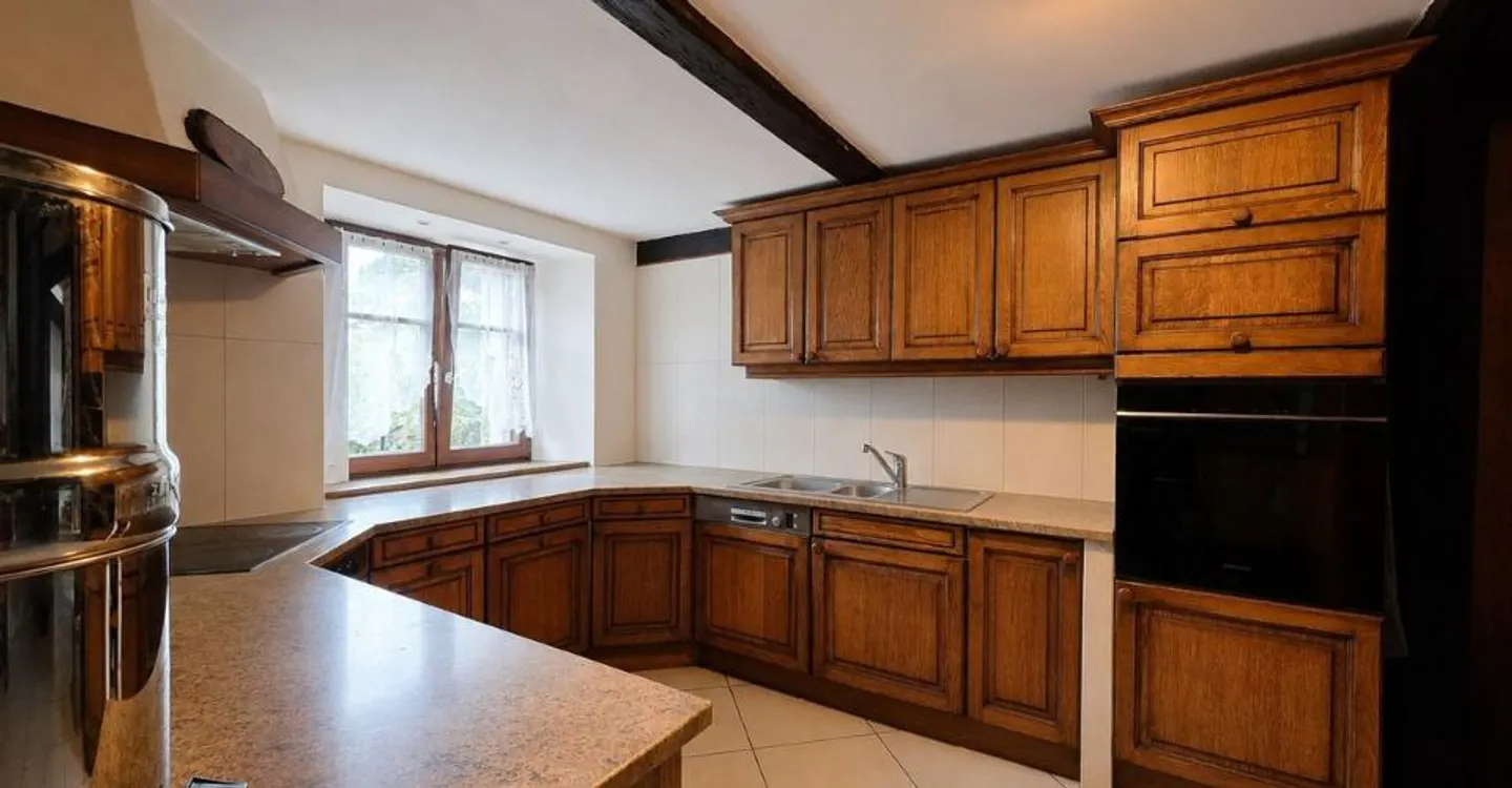 Charming renovated farmhouse with a magnificent large garden - Photo 7 of 13