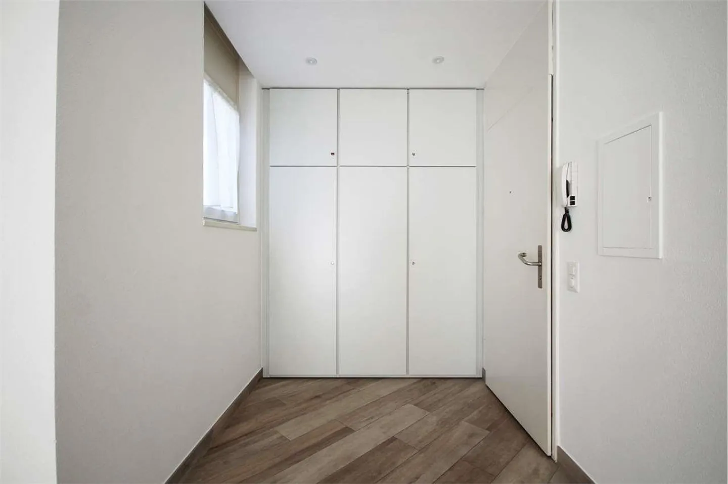 Lugano : appartement lumineux et rénové de 3,5 pièces - Photo 10 sur 13