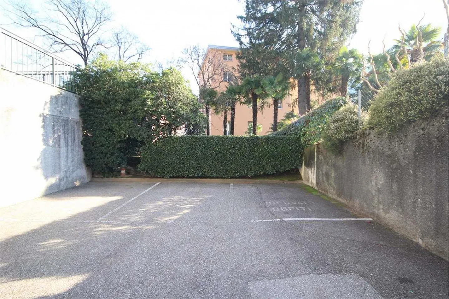 Lugano : appartement lumineux et rénové de 3,5 pièces - Photo 12 sur 13