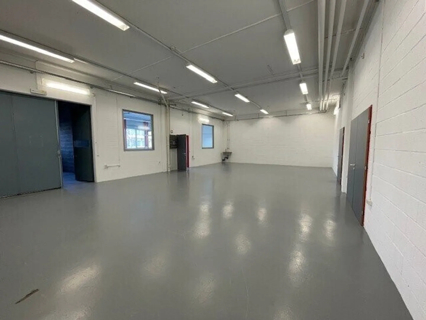 Lokale Handwerkskunst zu vermieten in der Industriezone von Sion - Foto 2 von 7