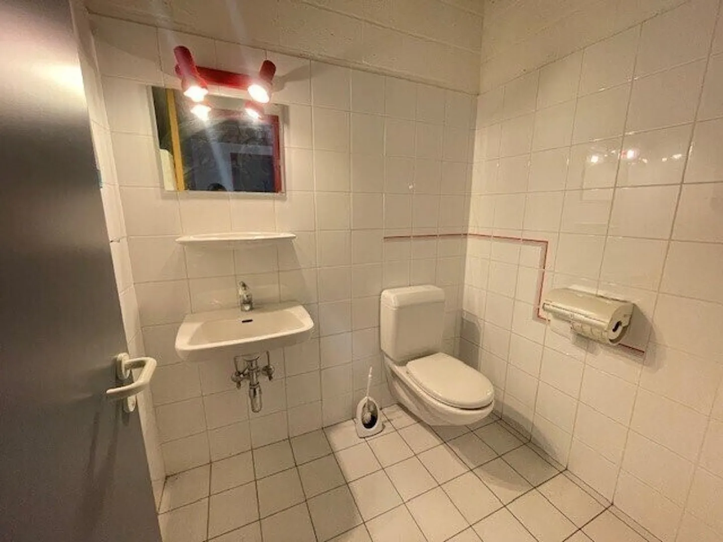 Lokale Handwerkskunst zu vermieten in der Industriezone von Sion - Foto 7 von 7