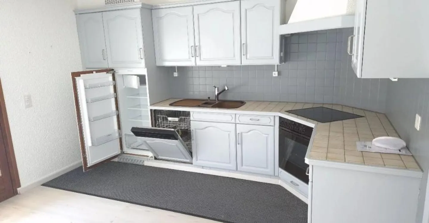 Charmante 2.5-Zimmer-Erdgeschosswohnung im Herzen von Saillon - Foto 5 von 11