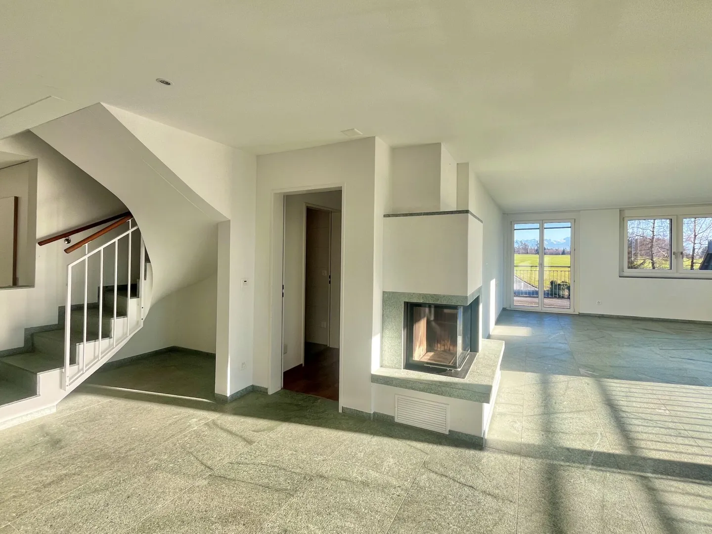 Stilvolles 5.5-Zimmer-Penthouse - Foto 2 von 8