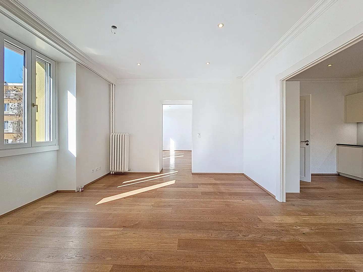 Charmant Appartement Rénové - Photo 3 sur 12