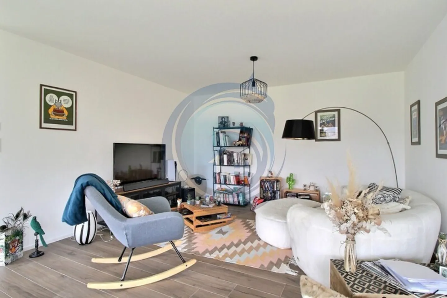 Spacious 4.5 Room Apartment on Garden Level - Photo 7 of 16