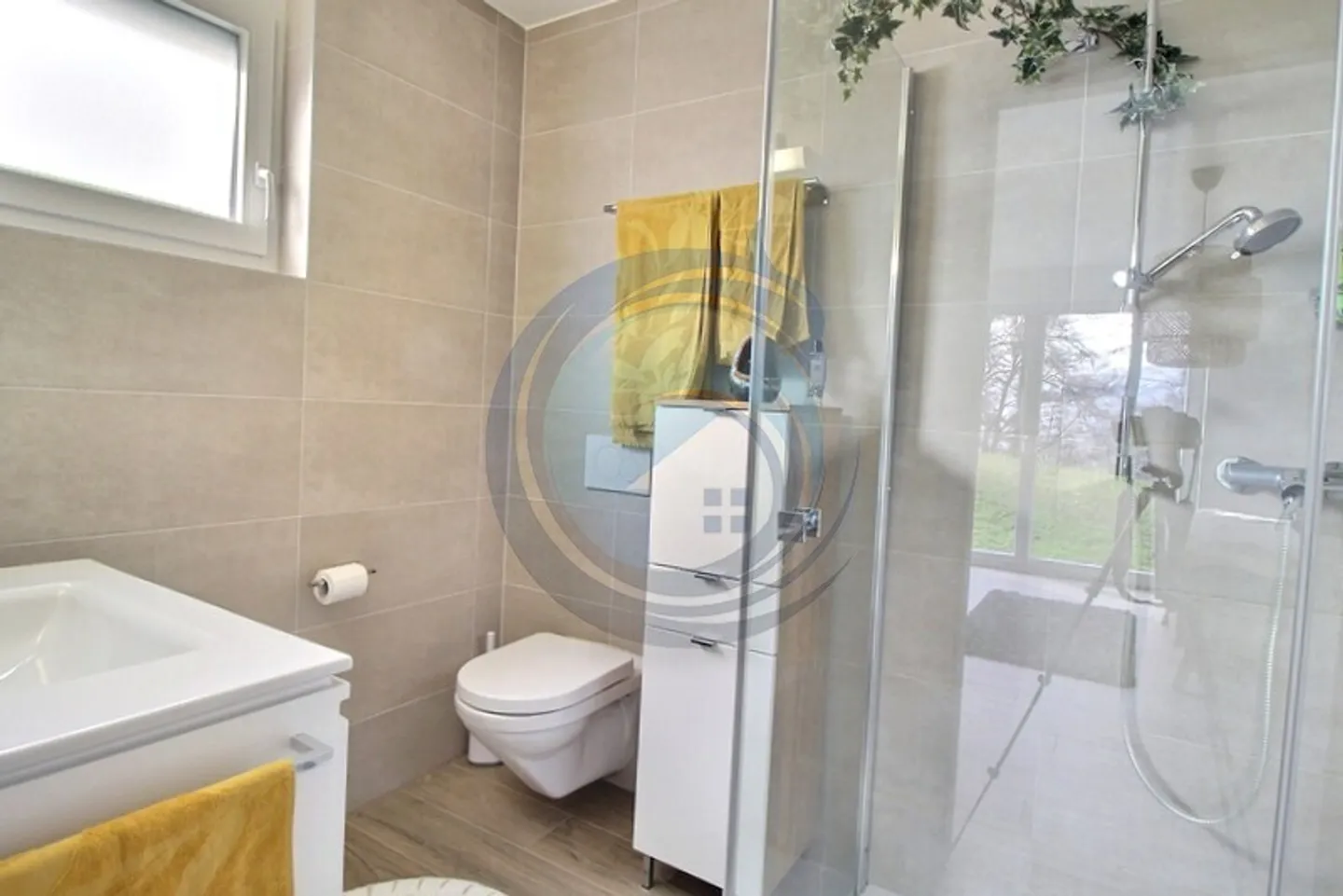 Spacious 4.5 Room Apartment on Garden Level - Photo 12 of 16