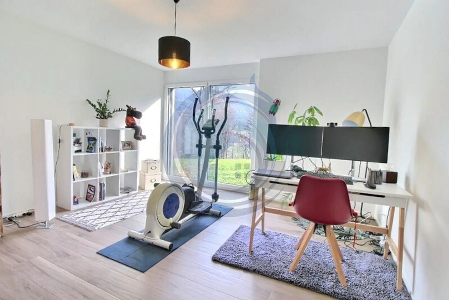 Spacious 4.5 Room Apartment on Garden Level - Photo 13 of 16