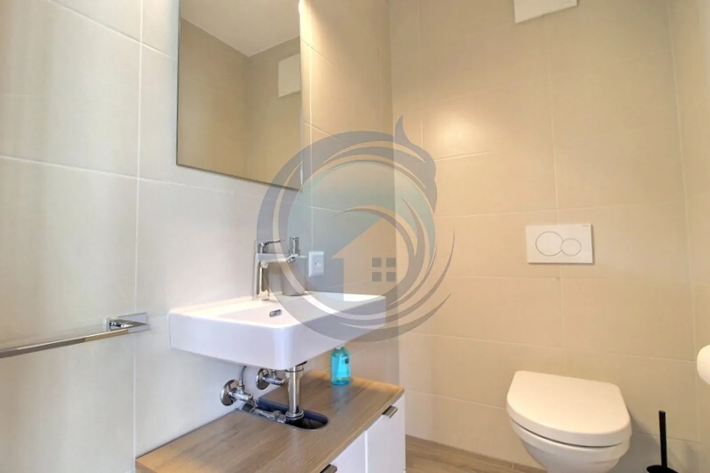 Spacious 4.5 Room Apartment on Garden Level - Photo 16 of 16