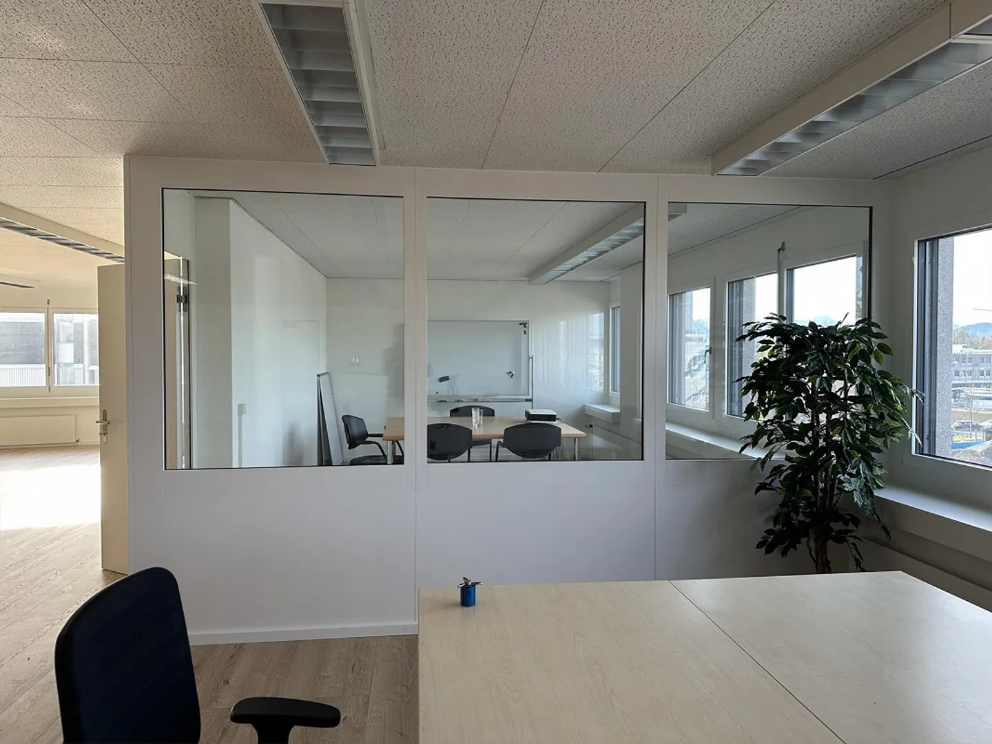 Spacious and bright office or practice - Photo 4 of 5