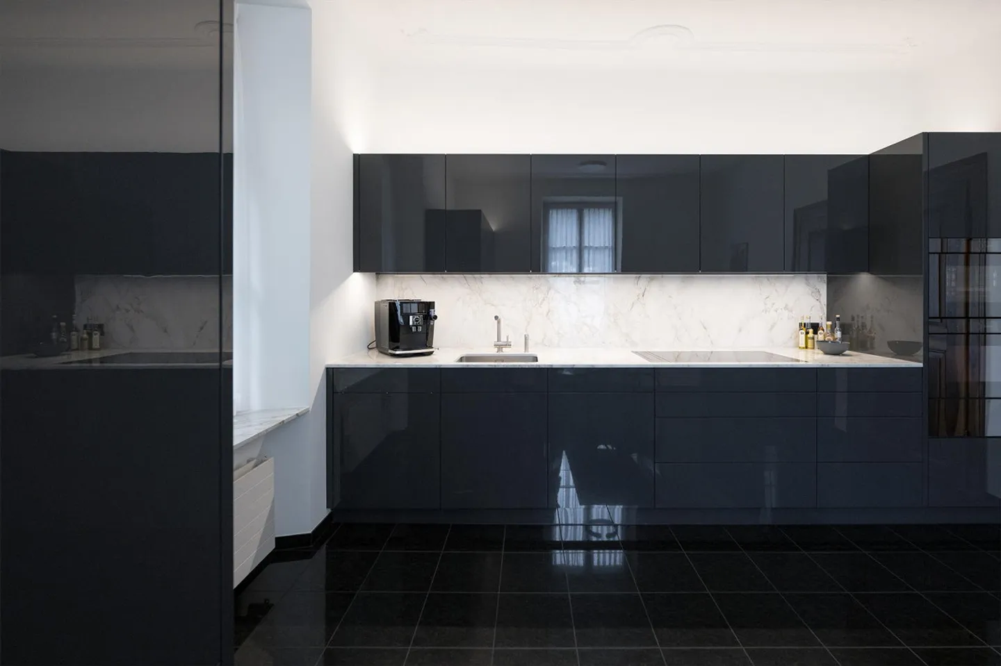 Villa unica con 1.919 m² di terreno nel centro di Altdorf - Foto 10 di 25