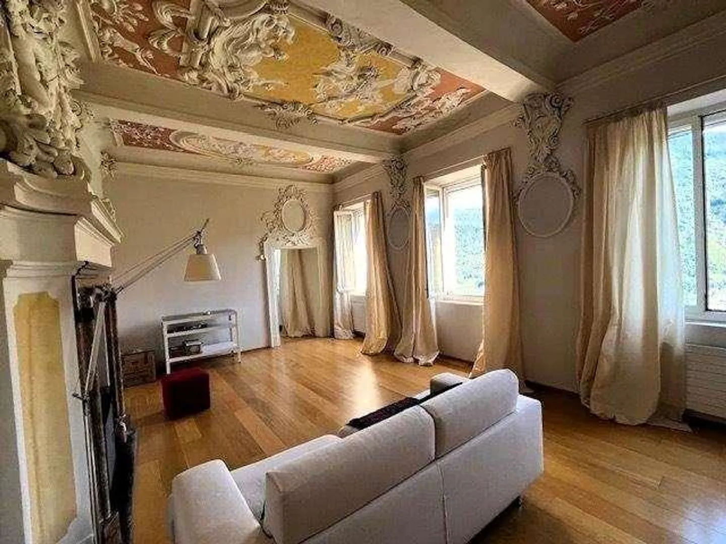 MERAVIGLIOSO DUPLEX CON GIARDINO A VICO MORCOTE - Foto 5 di 10
