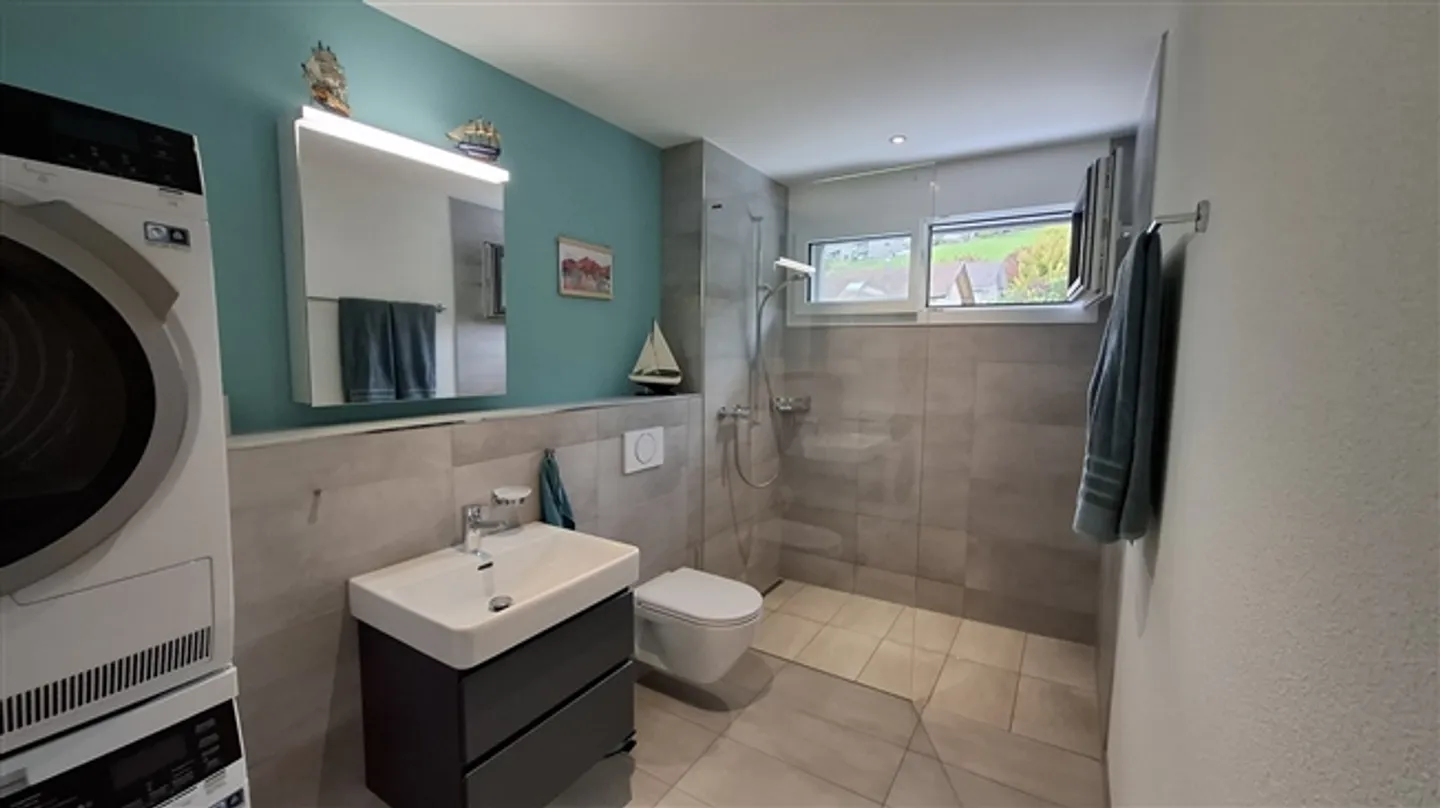 «3½ ZI-WOHNUNG IN WATTENWIL (BE), MÖBLIERT, TEMPORÄR» - Photo 3 of 4