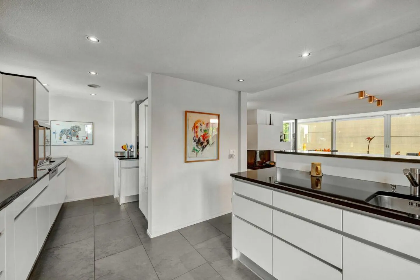 Naturnahes Wohnen mit rascher Anbindung an Zürich und den Flughafen - Foto 4 von 5