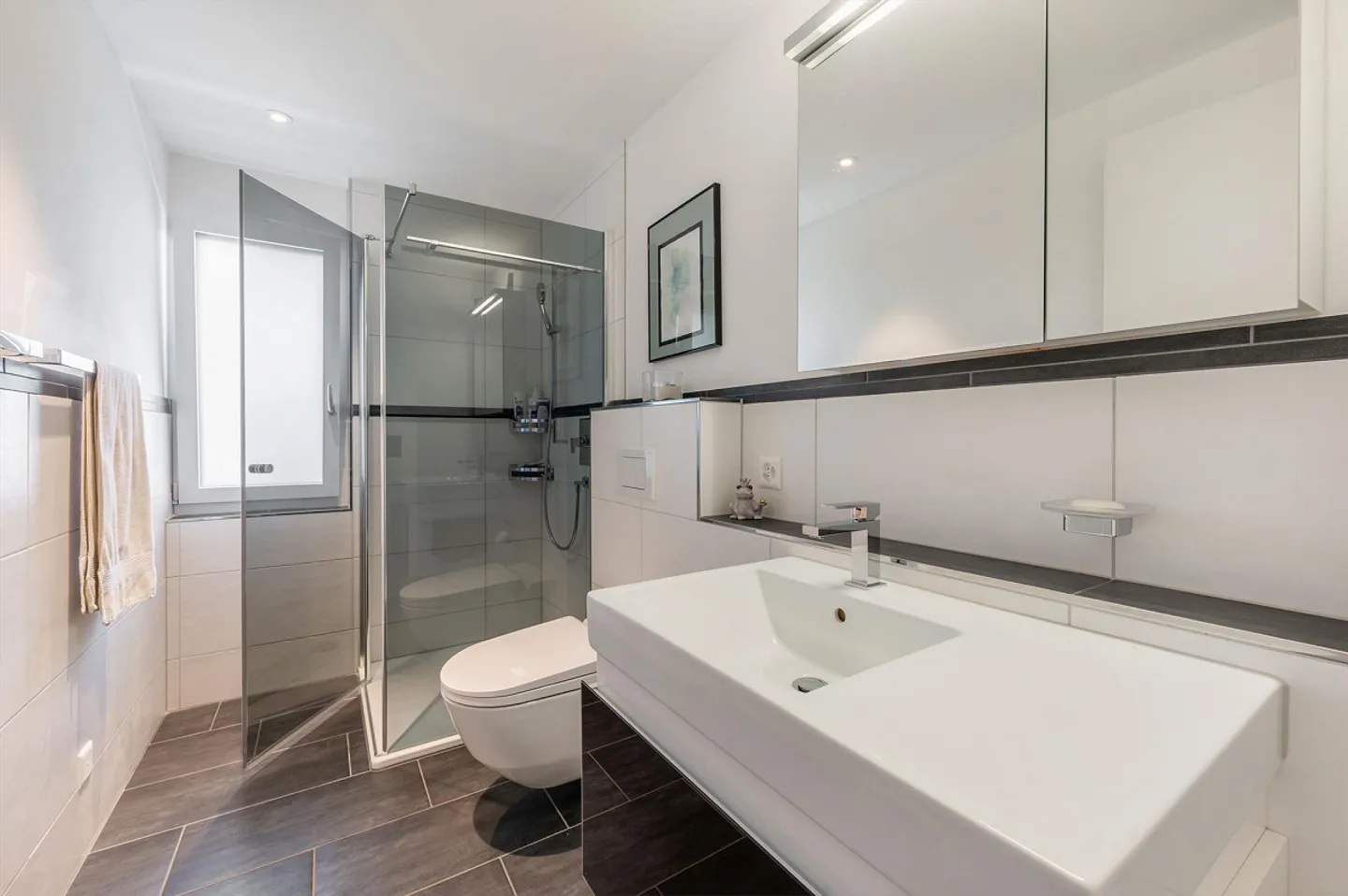 Vivere esclusivamente nel attico con molta privacy - Foto 9 di 13