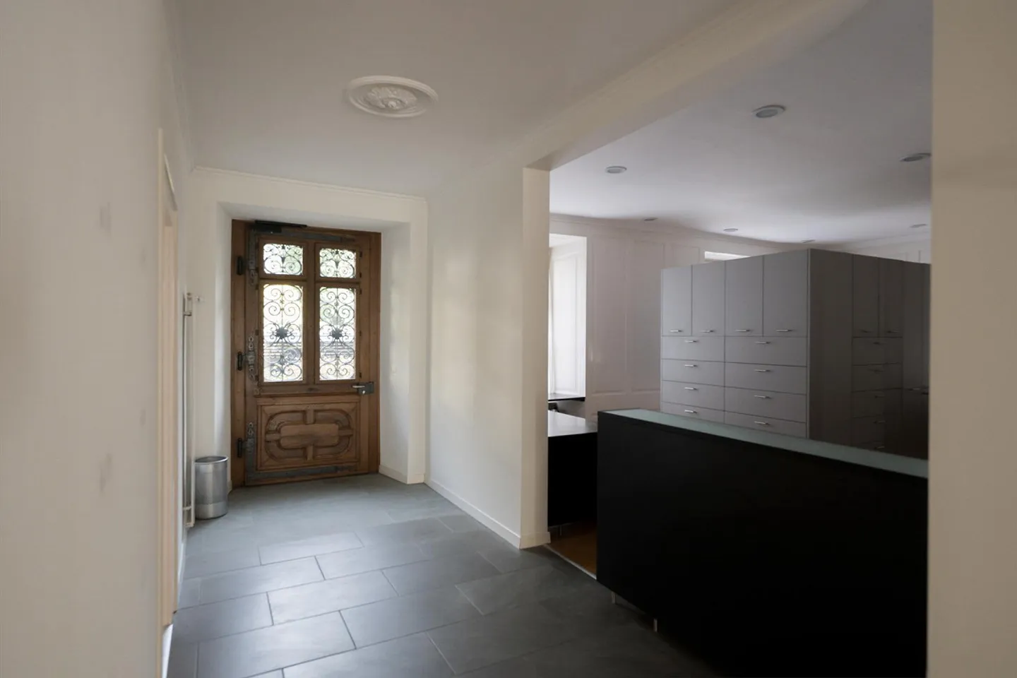 Villa unica con 1.919 m² di terreno nel centro di Altdorf - Foto 19 di 25