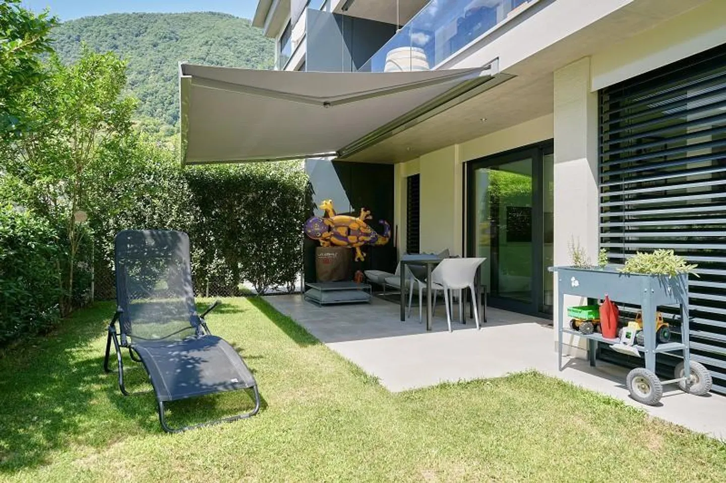 Sonnige Gartenwohnung in Gordola - Foto 1 von 18