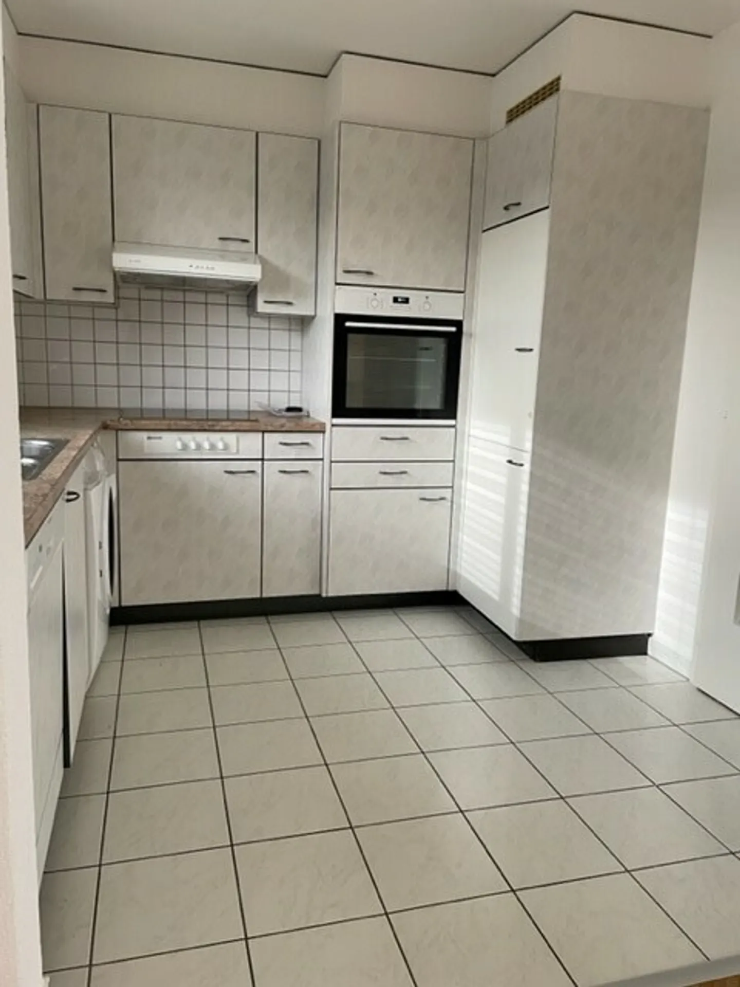 Magnifico appartamento 5.5 nel cuore del villaggio di Corminboeuf - Foto 2 di 8