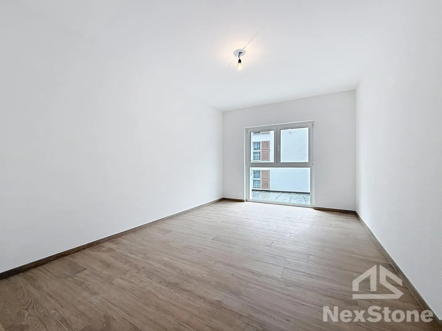 Neue 4,5-Zimmer-Wohnung mit Terrasse + überdachtem Parkplatz - Foto 5 von 9
