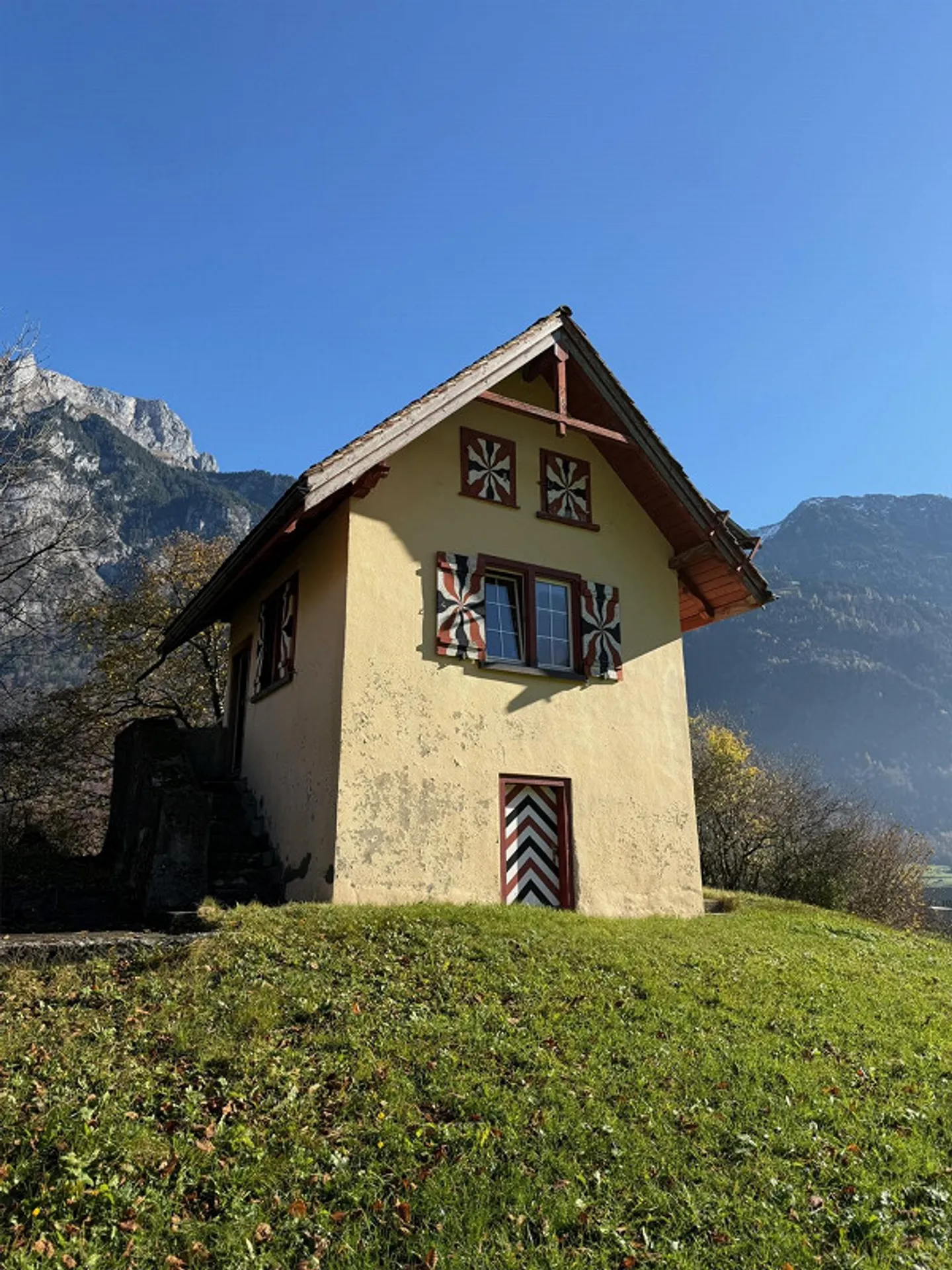 Your Retreat in the Green! - Photo 5 of 6