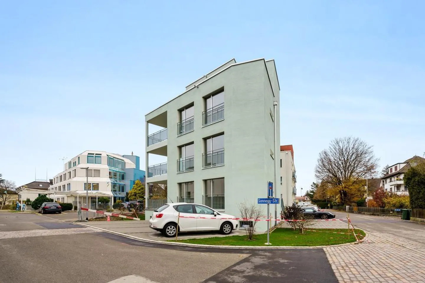Appartement moderne 2 pièces dans un nouveau bâtiment près de la gare de Dübendorf - Photo 1 sur 10