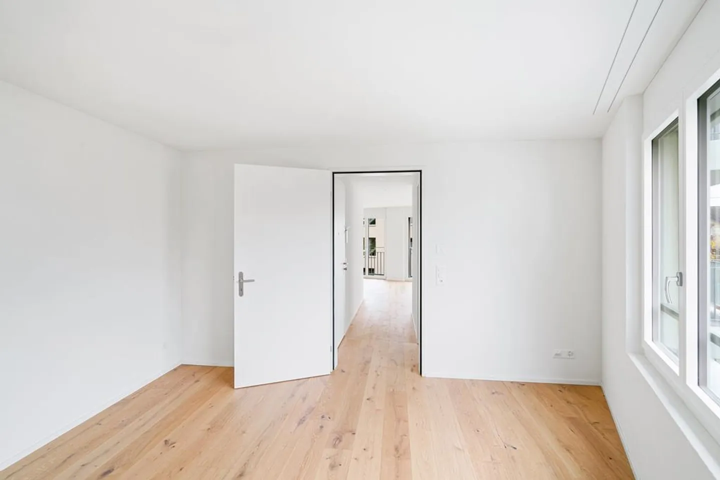 Appartement moderne 2 pièces dans un nouveau bâtiment près de la gare de Dübendorf - Photo 7 sur 10