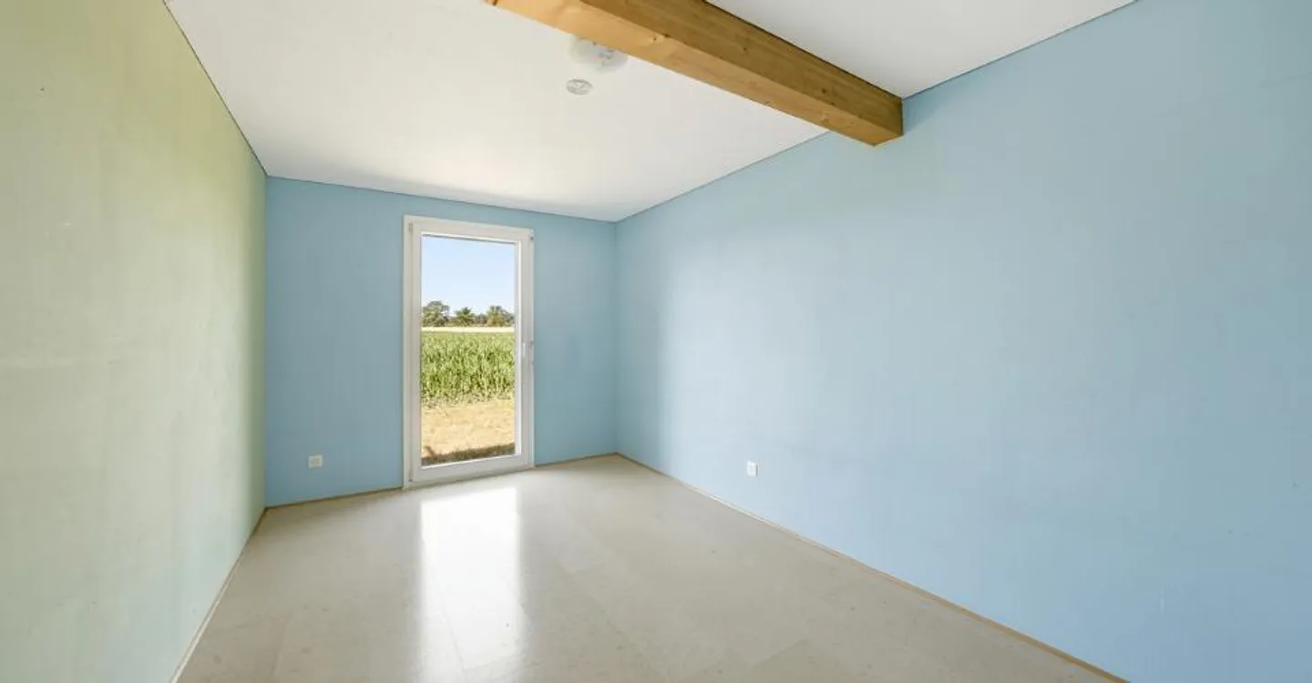 Eco-Friendly Architectural House - Photo 9 of 11