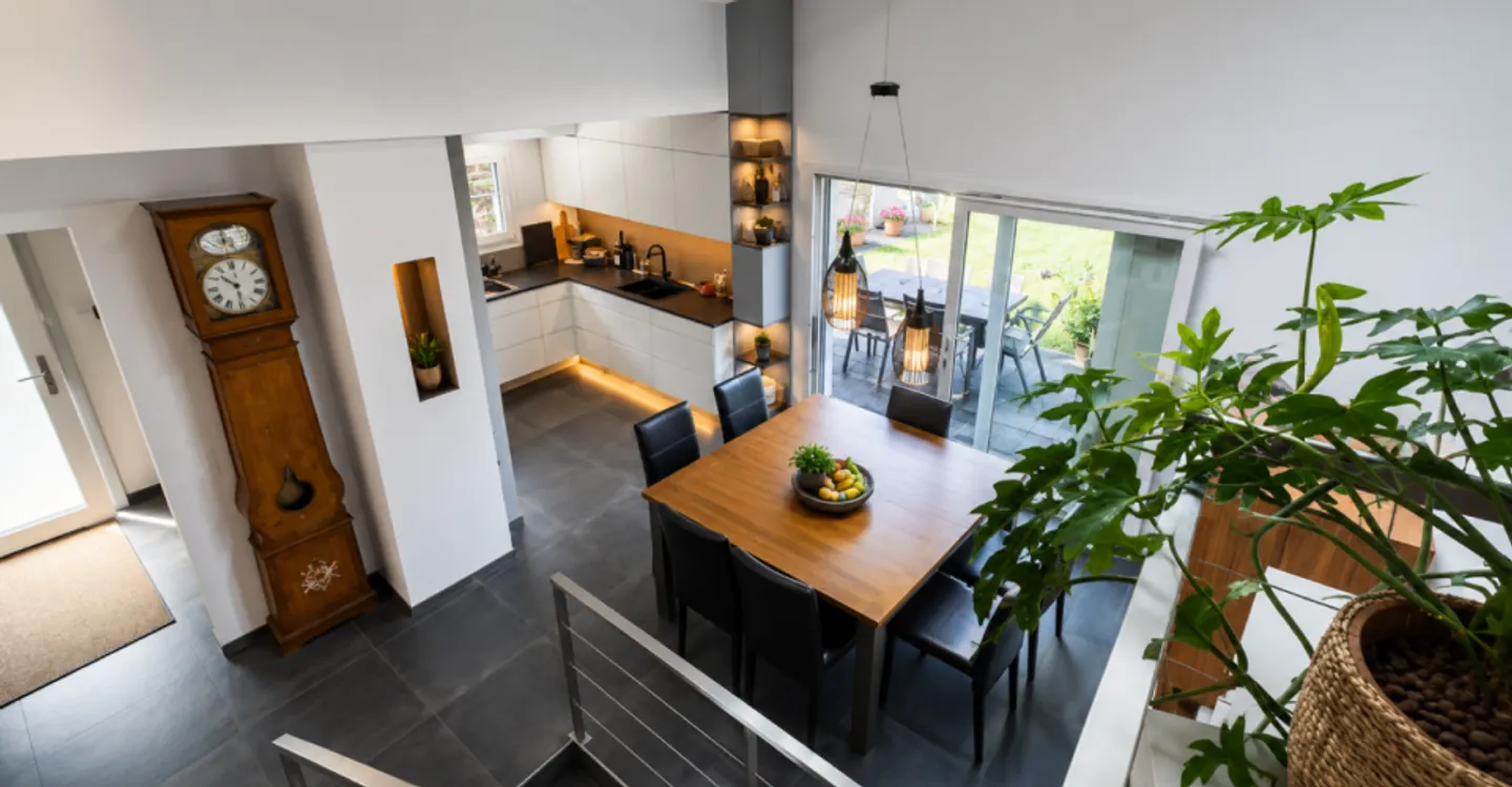 Hervorragende 5,5-Zimmer-Einzelvilla in Yvonand mit Pool und grossem Garten - Foto 10 von 13