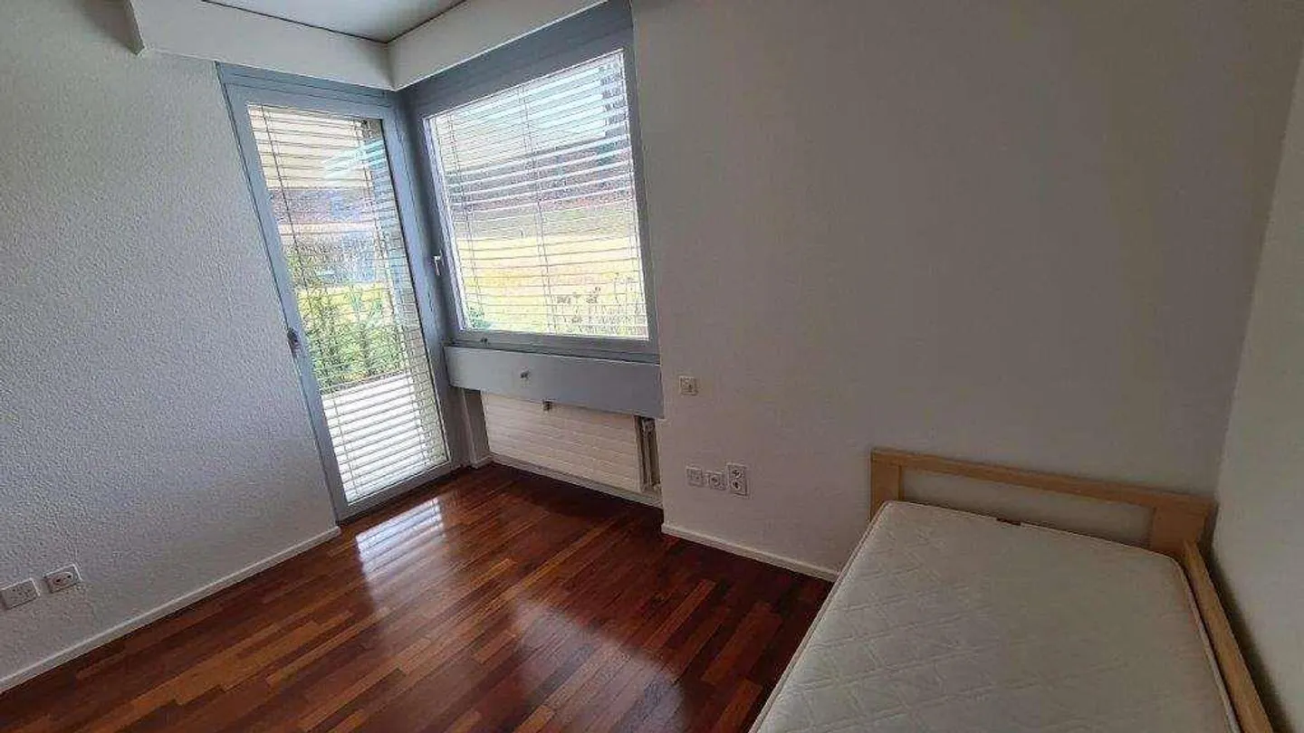LUGANO CARONA: AMPIO 4.5 LOC. NEL VERDE - Foto 8 di 10