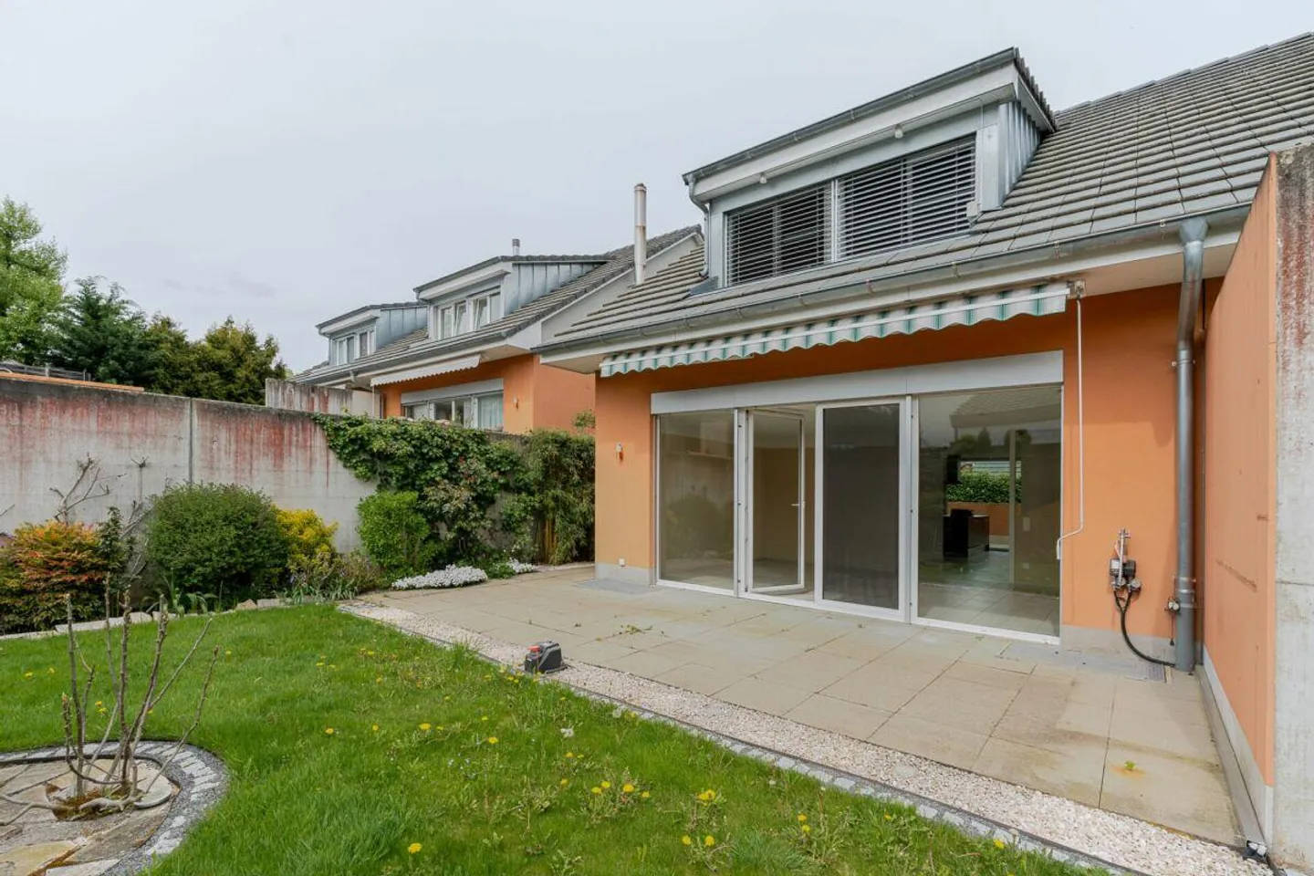 Modern 4.5 Z' Corner Single Family Home with Hobby Room and EHP - Photo 1 of 14