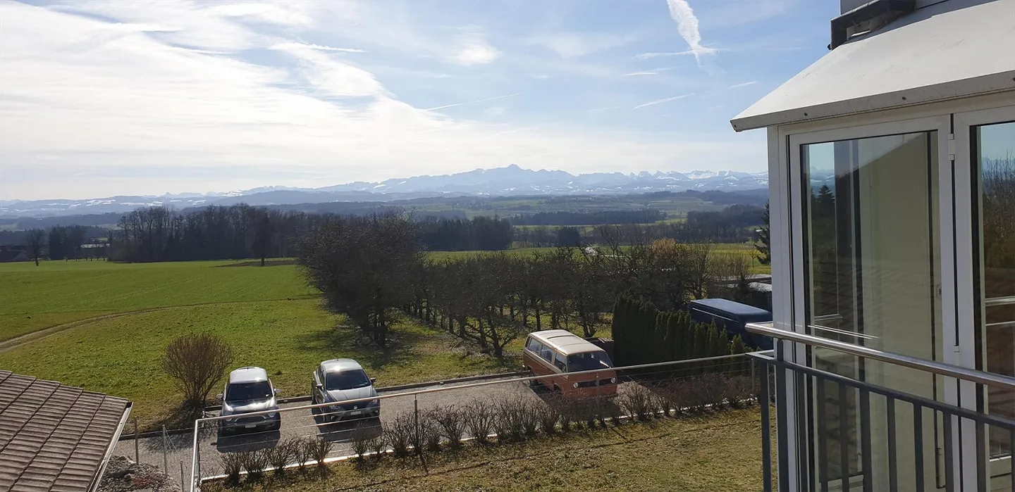 Beautiful, bright 5.5-room maisonette loft apartment with winter garden + Säntis view - Photo 12 of 21