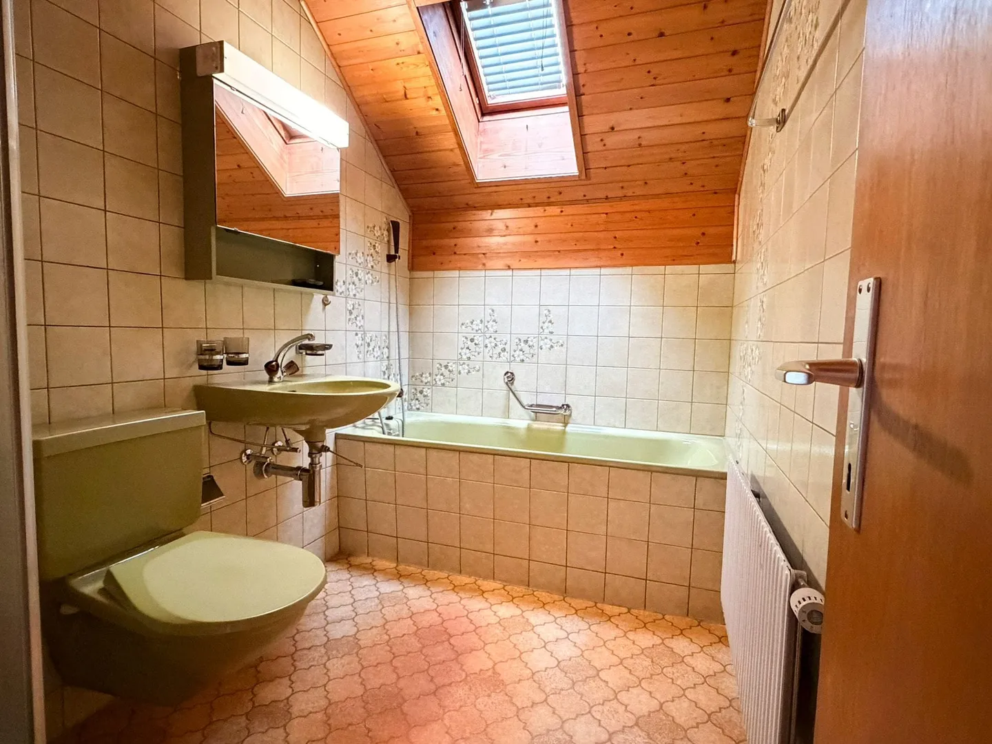 Casa unifamiliare di 5 stanze con giardino "in Kaliforni" Steffisburg - Foto 8 di 13